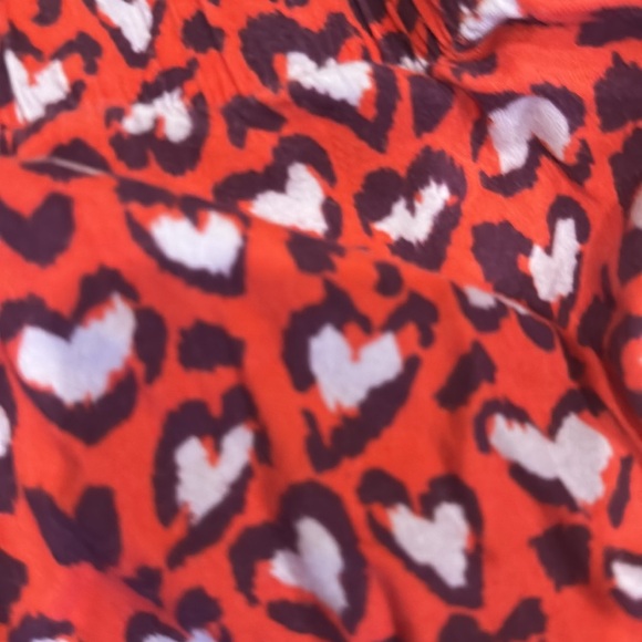 Victoria’s Secret sleep short shorts - Picture 2 of 4